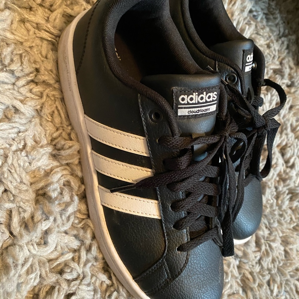 Adidas Cloudfoam Sneakers